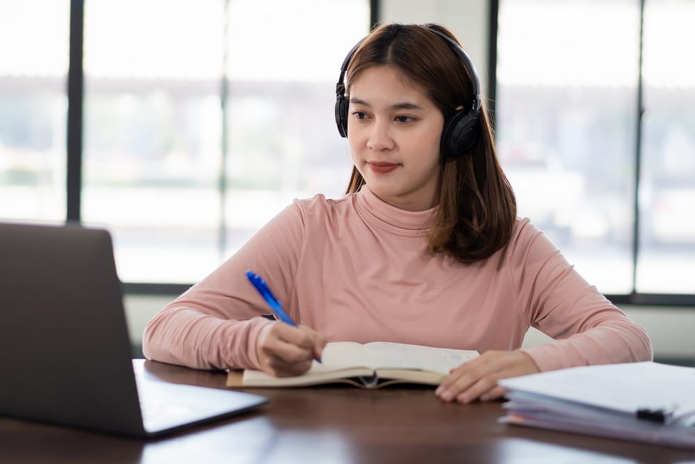 Como montar um escritório para estudos eficiente 3